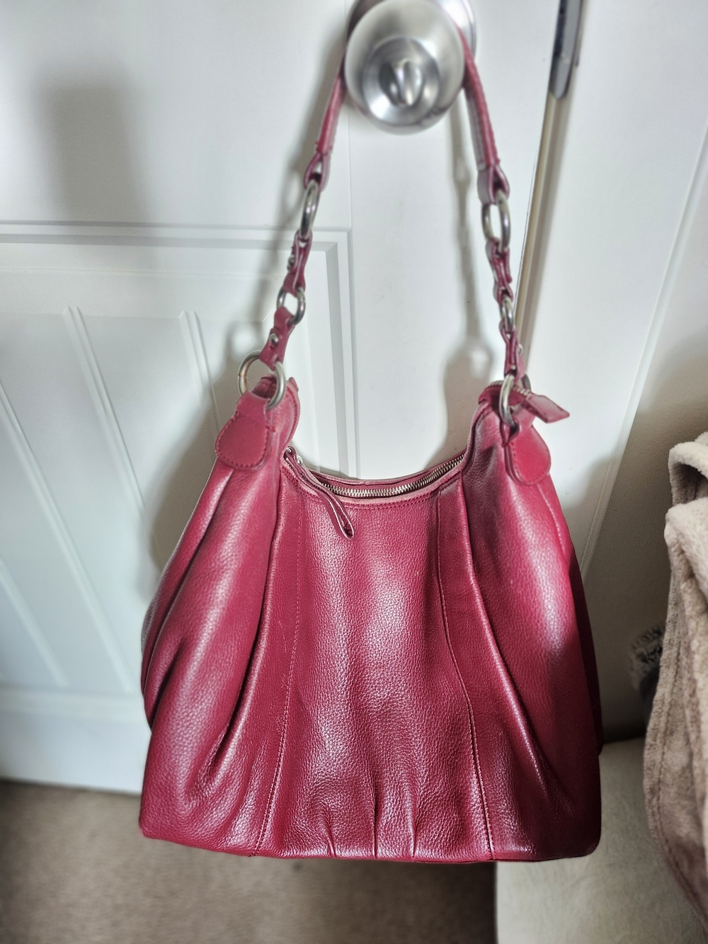 Women's Red Leather Shoulder Bag